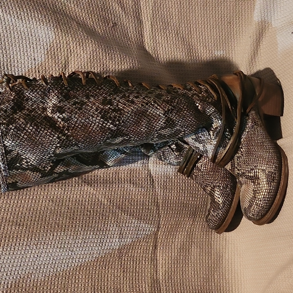 Authentic Freebird boots